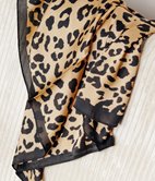 Foulard carré Mina