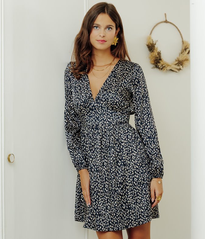 Robe Leni col V