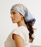 Foulard carre Cathy