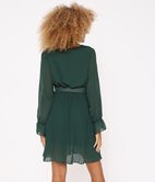 Robe ceinturée plissée