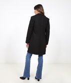 Manteau droit à boutons
