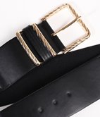 Ceinture élastiquée à boucle carrée