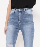 Jean skinny troué