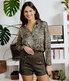 Short à boutons Léa