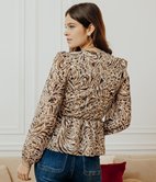 Top Yolanda cache-coeur