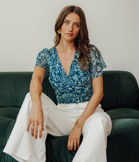 Top Esther cache-coeur