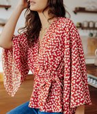 Top cache-coeur Maguy