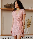 Robe Rose cache-coeur