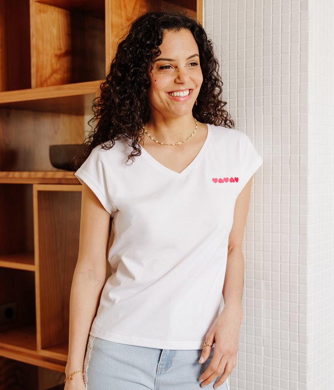 Tee-shirt Kira coeurs brodés
