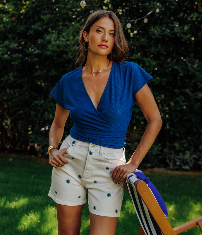 Short en demin Flora