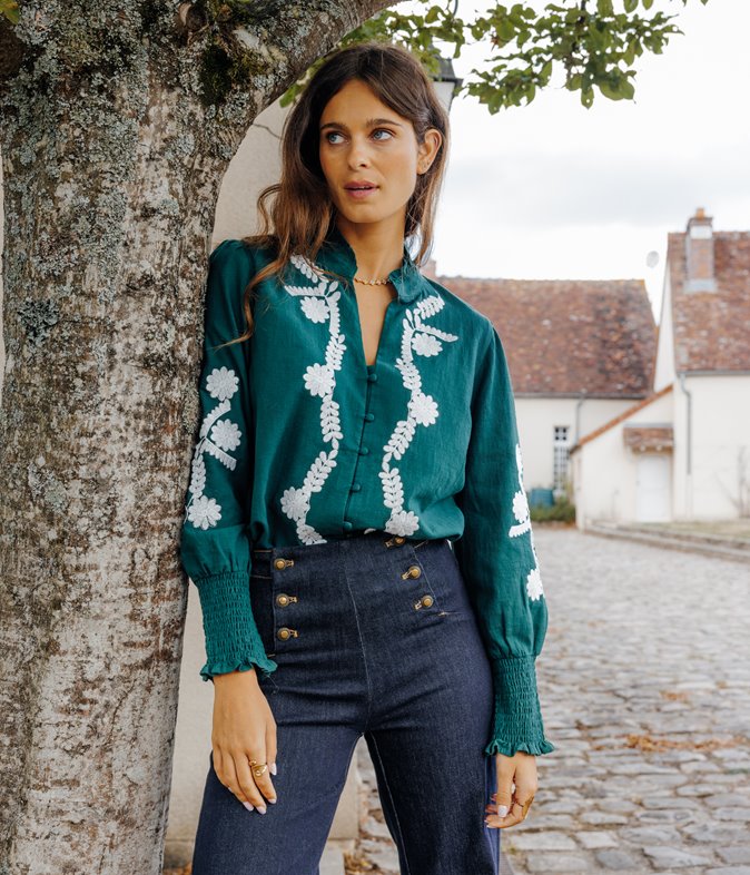 Blouse brodée Cassie