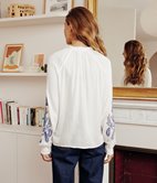 Blouse brodée Sana